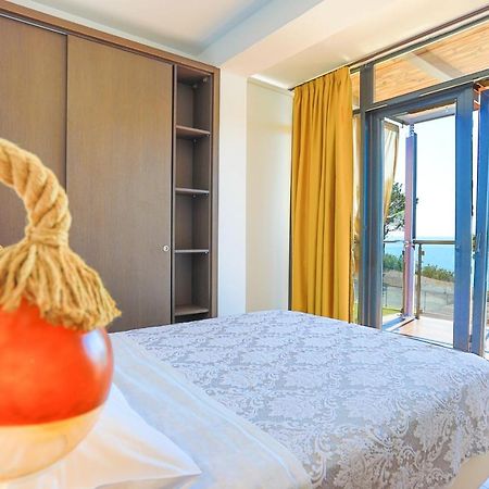 Kalma Villa Dio Nea Moudania Esterno foto